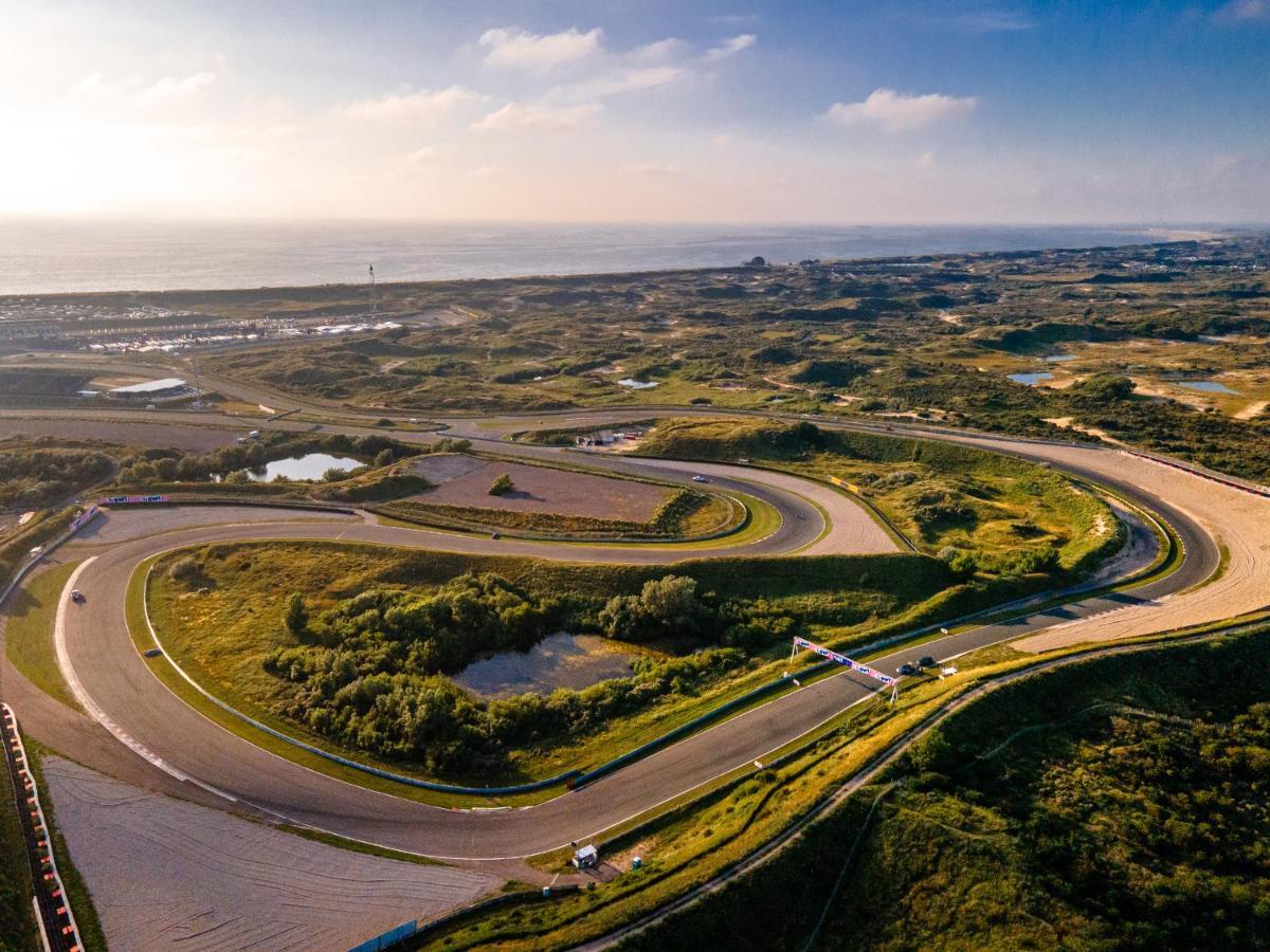Beach Studio 35 With Private Parking Zandvoort Exterior photo